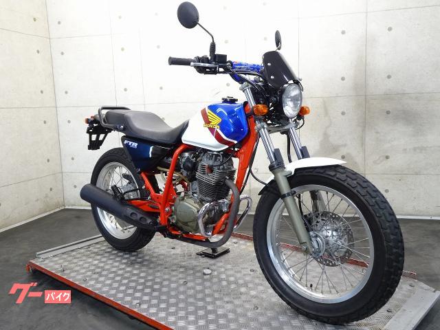 ホンダ FTR223 MC34 2002年モデル サイドカバー