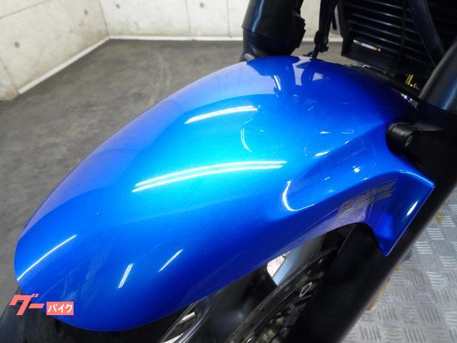 ホンダ CB400Super Four VTEC Revo アップ