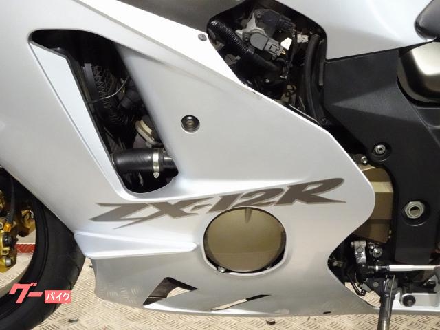 カワサキ Ninja ZX－12R ZXT20B 2004年モデル B