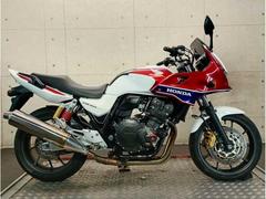 ホンダ　ＣＢ４００Ｓｕｐｅｒ　ボルドール　ＶＴＥＣ　Ｒｅｖｏ　ＮＣ４２　２０１４年モデル　カーボンタンクカバー　スライダー　６０６９９