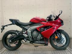 ＴＲＩＵＭＰＨ　デイトナ６６０　２０２４年モデル　ＬＵＪ６６０　低走行車両　メーカー保証令和８年１０月迄　３気筒エンジン　６４７４８