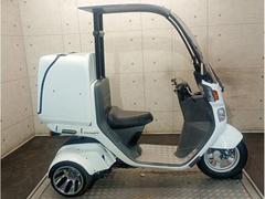 ホンダ　ジャイロキャノピー　ＴＡ０３　２０１５年製造　オーバーフェンダー　社外ワイドホイール　アルミステップ　リアＢＯＸ　６８８６６