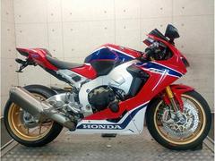 ホンダ　ＣＢＲ１０００ＲＲ　ＳＰ　ＳＣ７７　ＧＢＲａｃｉｎｇ製エンジンカバー　フェンダーレス　バックステップ　ＥＴＣ車載器　６８６４９