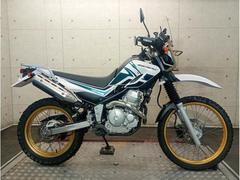 ヤマハ　セロー２５０　ＤＧ１７Ｊ　２０１４年モデル　純正大型スクリーン　リアキャリア　ナックルガード　ＵＳＢ電源　６９７９７