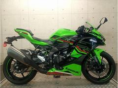 カワサキ　Ｎｉｎｊａ　ＺＸ−４ＲＲ　ＫＲＴ　Ｅｄｉｔｉｏｎ　２０２４年モデル　クイックシフター　エンジンスライダー　タンクパッド　７０２８５
