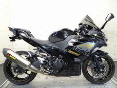 カワサキ　Ｎｉｎｊａ　４００　ＥＸ４００Ｇ　２０２０年モデル　アクラポビッチ製マフラー　エンジンスライダー　スクリーン　７０２４０