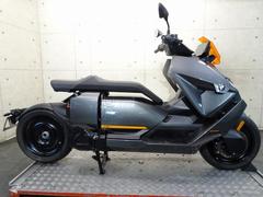ＢＭＷ　ＣＥ０４　２０２２年モデル　ＥＶスクーター　普通自動２輪免許運転可　ＥＴＣ２．０車載器　単相２００Ｖ充電　７２５８２