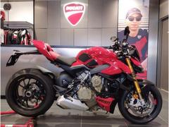 ＤＵＣＡＴＩ　ストリートファイターＶ４Ｓ　１オーナー車両