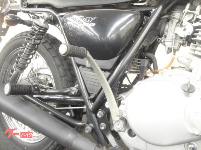 スズキ グラストラッカー ビッグボーイ NJ4BA型 キック