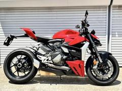 ＤＵＣＡＴＩ　ストリートファイターＶ２　片持ちスイングアーム