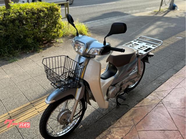 2016年式　ホンダ スーパーカブ110 JA10 整備済み 乗って帰れます。 とても綺麗、ダークブルー ホンダ スーパーカブ110 2016年モデル JA10 ブルー