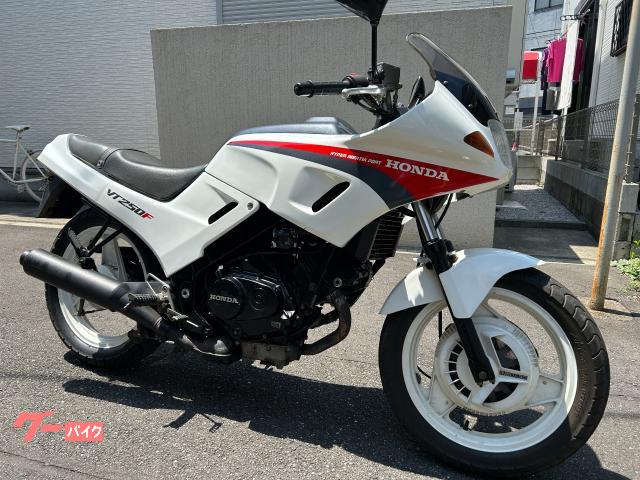 ＶＴ２５０ＦＧ　最終モデル　４３馬力　タイヤ前後新品交換