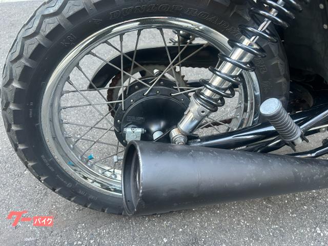 スズキ グラストラッカー NJ47A型キャブレター仕様 タイヤ前後