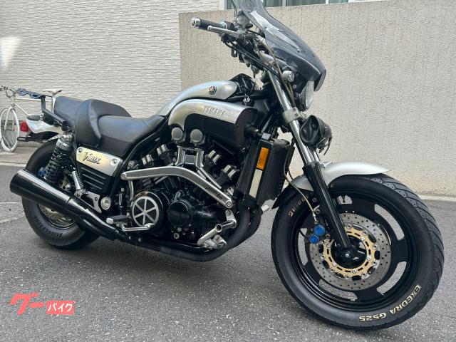 ＶＭＡＸ　２ＷＥ　１４３ＰＳ　　デイトナリヤキャリア　エンジンガード装着　車検付き