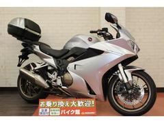 ホンダ　ＶＦＲ８００Ｆ　リアボックス　クイックシフター装備