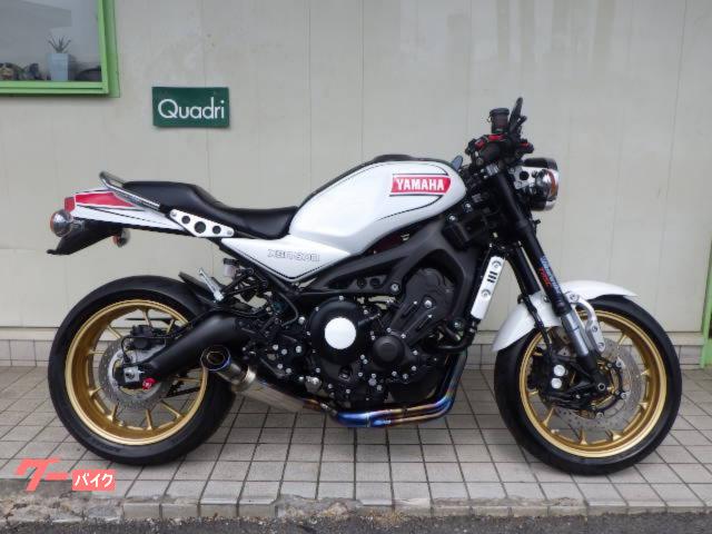 ＸＳＲ９００　セパハン　ストライカーバックステップ　ＳＰ忠男マフラー　エンジンスライダー