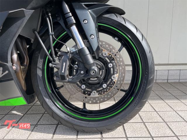 カワサキ Ninja ZX－4R SE BEAMS製スリップオン