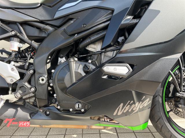 カワサキ Ninja ZX－4R SE BEAMS製スリップオン
