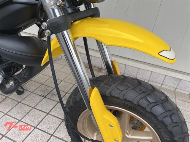スズキ ストリートマジック110 2ST 新車未登録車｜クワドリ