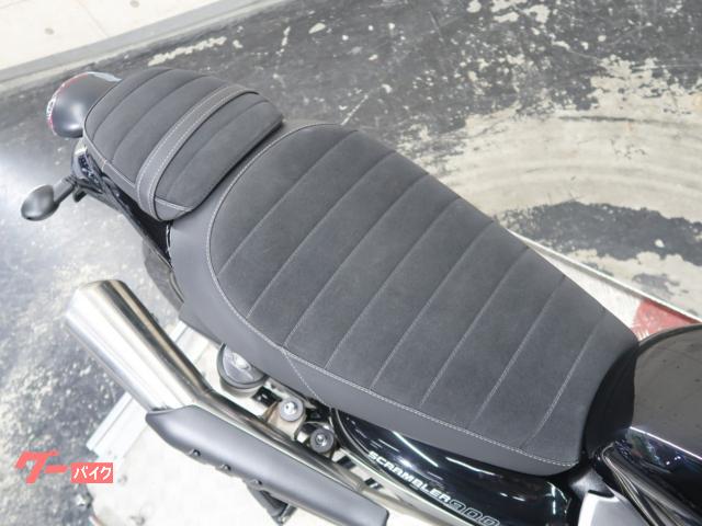 TRIUMPH スクランブラー 900 登録済み未使用車