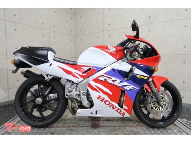 ホンダ ＲＶＦ４００ ＮＣ３５ ヤマモトスペックＡマフラー、バックステップ他 ５９３７７｜リバースオート八王子｜新車・中古バイクなら【グーバイク】