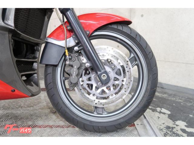 gpz900r フロントフェンダー A16 gpz900r フロントフェンダー A16