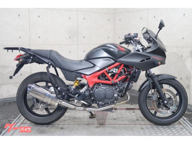 ＶＴＲ２５０Ｆ　ＭＣ３３　最終型　オーリンズリアサス　無限マフラー　エンジンガード　ＵＳＢ　リアキャリア　６９３５４