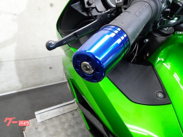 カワサキ Ninja ZX－14R 東南アジア仕様 グリップ