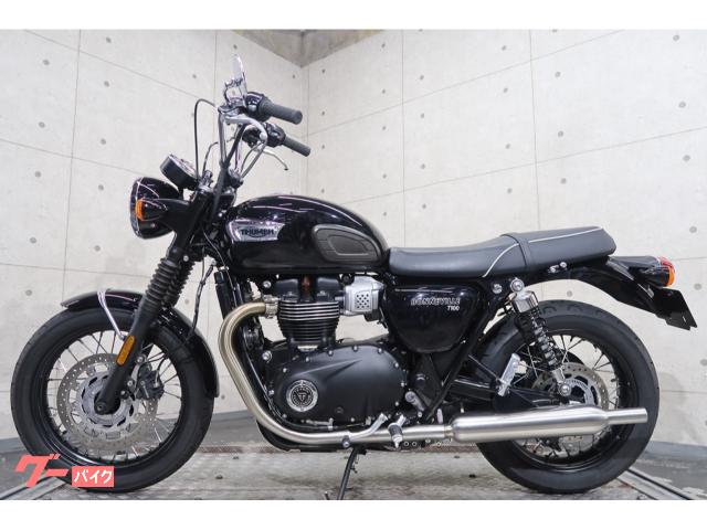 TRIUMPH ボンネビルT100 アップハン ラジエターカバー