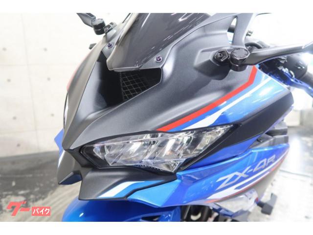 カワサキ Ninja ZX－4R SE ZX400P Puig