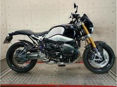 ＢＭＷ　Ｒ　ｎｉｎｅＴ　ローダウン　空油冷ボクサーエンジン　マフラー　バックステップ　メーターバイザー　カスタムシート　６１５４２