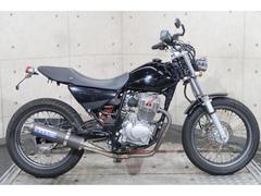 ホンダ　ＦＴＲ２２３　ＭＣ３４　２眼ＬＥＤヘッドライト　社外マフラー　フェンダーレス　ハンドルアップ他　６７９６０