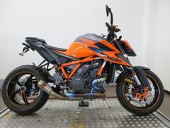 ＫＴＭ　１２９０スーパーデュークＲ　２０２１年　アクラポビッチサイレンサー　ＥＴＣ装備　６８３９７