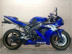 ヤマハ　ＹＺＦ−Ｒ１　ＲＮ１３Ｎ　２００４年モデル　逆車　カナダ仕様　水冷４ストＤＯＣＨ５バルブ並列４気筒エンジン　６９５５０