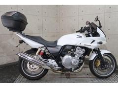 ホンダ　ＣＢ４００Ｓｕｐｅｒ　ボルドール　ＶＴＥＣ　Ｒｅｖｏ　ＮＣ４２　トップボックス　エンジンガード　グリップヒーター　７３１２１