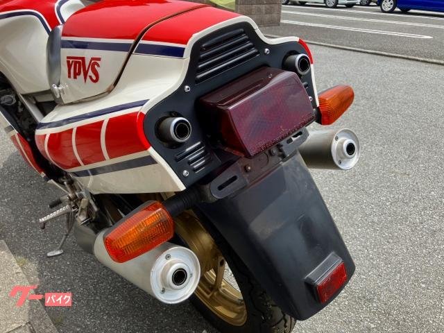 RZV500R　シングルシートカウル 楽天市場】RZV500Rシングルシートカウル赤/白51X-001***社外