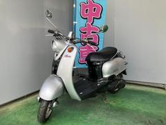 ヤマハ　ビーノ　２サイクルスクーター　２スト　ブラック／シルバー