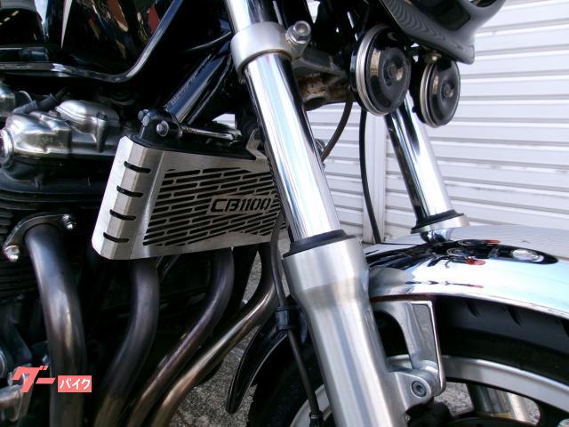 ホンダ CB1100 ビキニカウル ナローアップハンドル｜モト