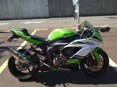 カワサキ　Ｎｉｎｊａ　ＺＸ−６Ｒ　ＢＥＥＴマフラー　フェンダーレス