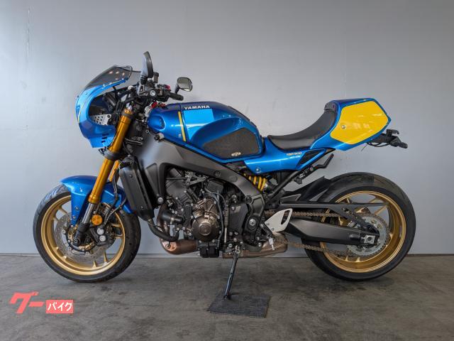 ヤマハ XSR900 ワイズギアカウル フェンダーレス仕様 USB電源