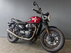 ＴＲＩＵＭＰＨ　ストリートツイン　ナイトロン製リアサス　ＵＳＢチャージャー　グリップヒーター