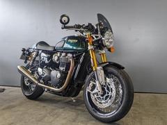 ＴＲＩＵＭＰＨ　スラクストン１２００ＲＳ　ファイナルエディション　ＴＡＮＡＸ制ライドモニター　前後ドラレコ　社外スクリーン　サイドバッグサポート