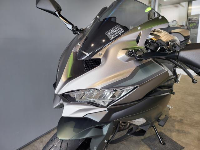 カワサキ Ninja ZX－4R SE｜アルファビッグバイク