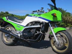 カワサキ　ＧＰＺ９００Ｒ　逆車