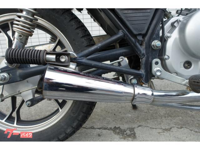スズキ GN125H プチやんカスタム ショート菅 タックロール スズキ GN125H プチやんカスタム ショート菅 タックロール
