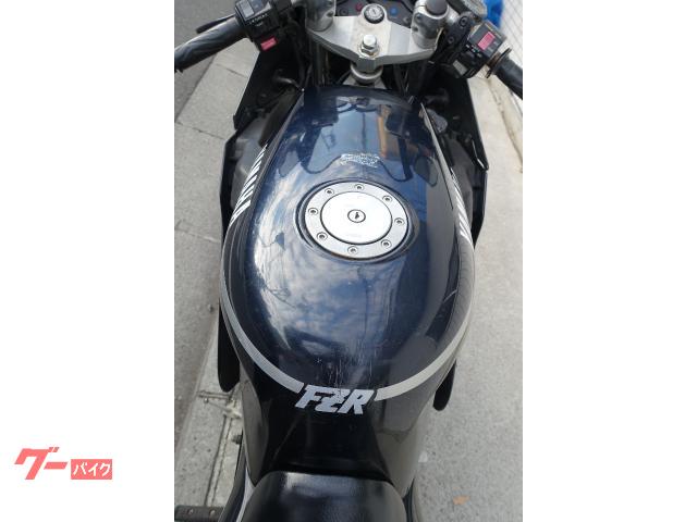 ヤマハ FZR250 2KR 水冷4スト4気筒エンジン ブラック