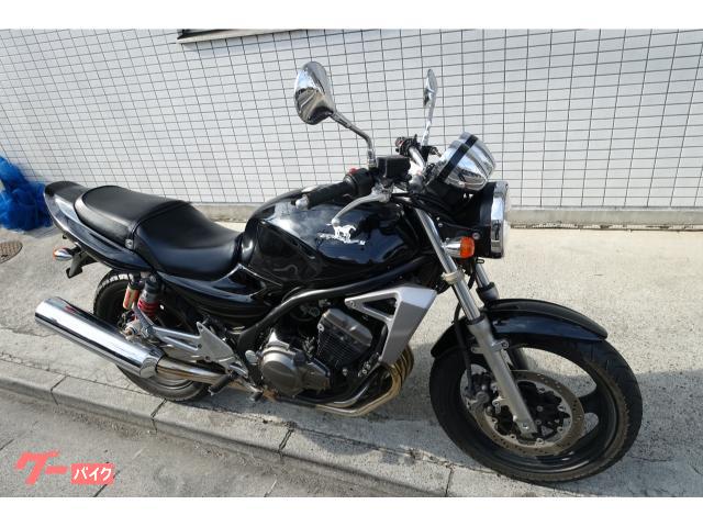 NO.3838　ＸＶ２５０ビラーゴ　空冷Ｖツイン２５０ｃｃ　スラッシュカットマフラー　ブラック＆シルバー　☆彡 空冷Vツインエンジンを搭載した、250cc本格アメリカン「XV250ビラーゴ