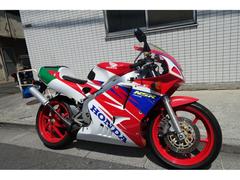 ホンダ　ＮＳＲ２５０Ｒ　ＳＥ５型　ＭＣ２８　プロアーム　トリコ　ノーマル外装　ノーマル車　水冷２ストＶツインエンジン　カードキー２枚付き