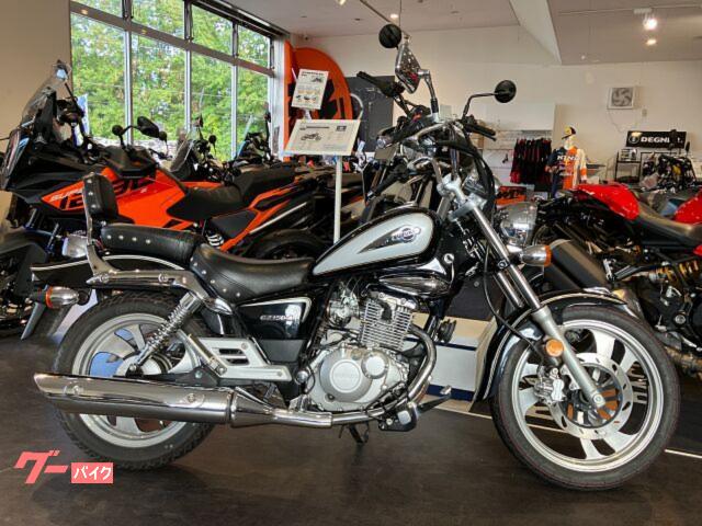 ＧＺ１５０　ＧＺ１５０　ノーマル車　ＵＳＢ電源　ブラック　純正バックレスト