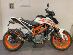 ＫＴＭ　３９０デューク　２０２０年モデル　アクラポヴィッチマフラー　フェンダーレス　インナーカーボンフェンダー　ＥＴＣ